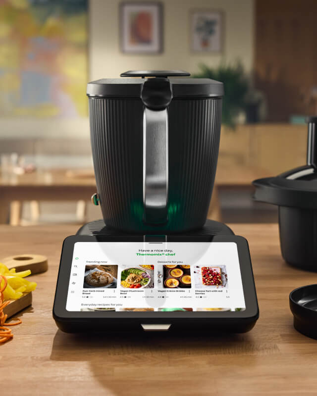 Thermomix® TM7™ + Free Blade Cover & Peeler