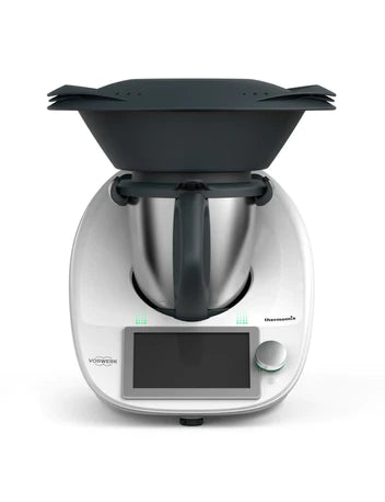 Thermomix France - Moins de produits transformés, plus de produits frais !  Cet été, épatez tous vos invités avec votre Thermomix® & Cookidoo® 😎  Cuisiner n'aura jamais été aussi facile et rapide