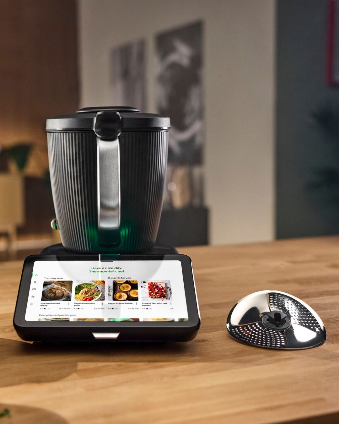 Thermomix® TM7™ + Free Blade Cover & Peeler