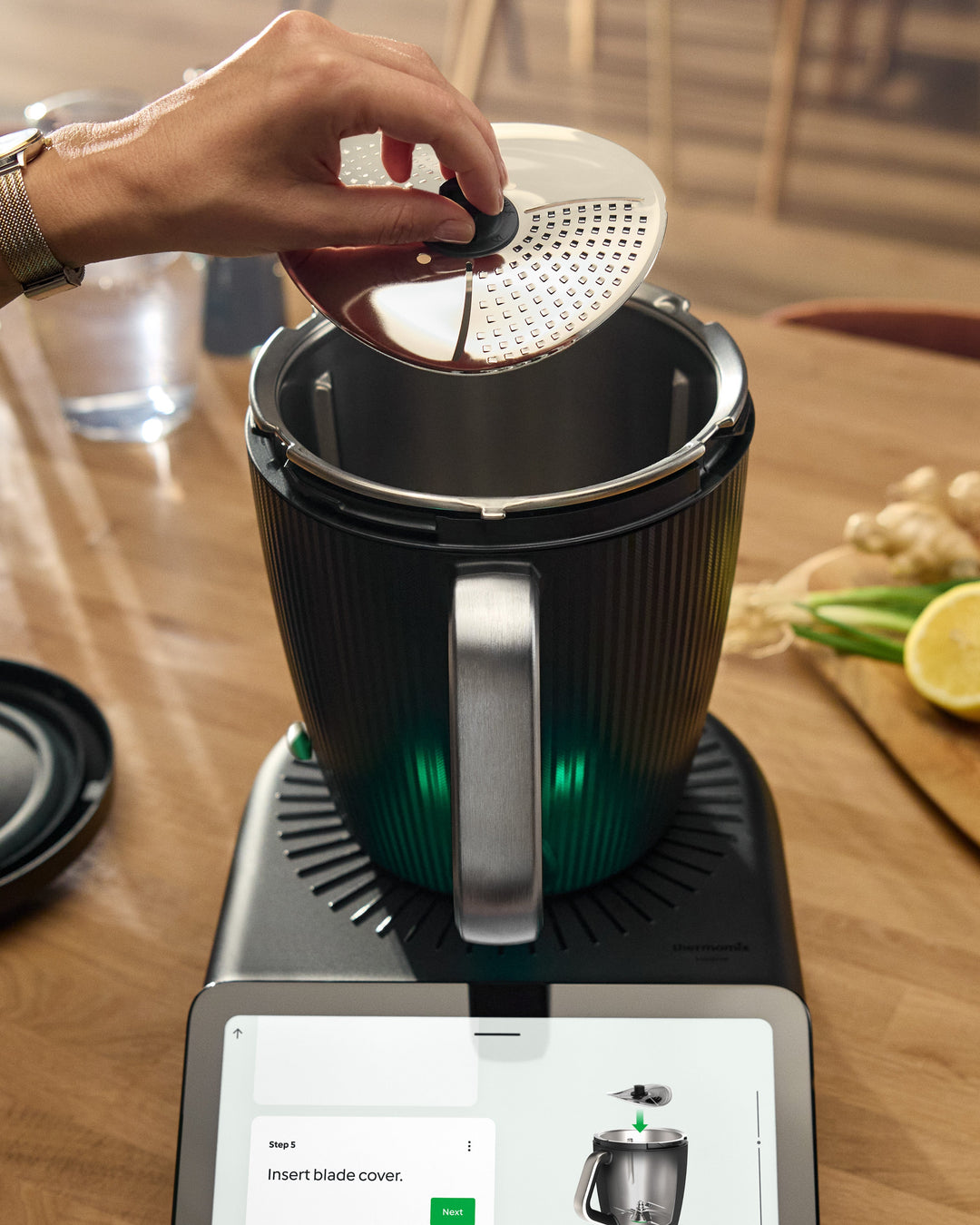 Thermomix® TM7™ + Free Blade Cover & Peeler